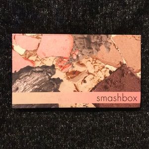 Softbox eyeshadow palette by Smashbox
